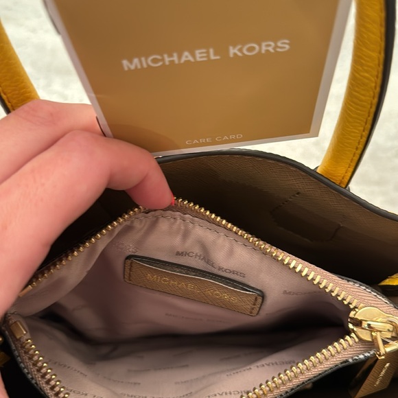 Michael Kors Crossbody - Picture 6 of 6